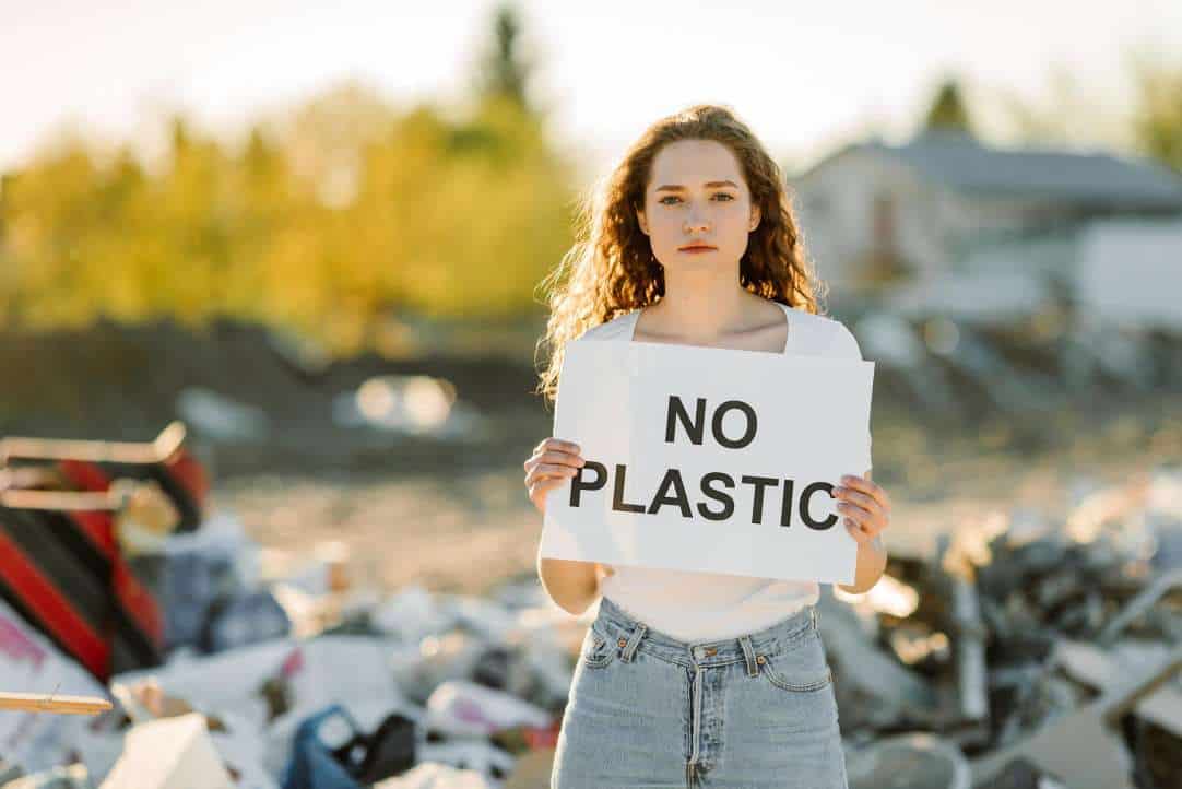 Are there any dangers of drinking alkaline water in plastic bottles?